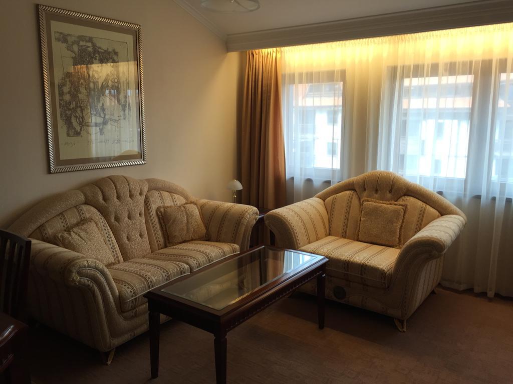 Downtown Alexander Services Apartments Bansko Bagian luar foto