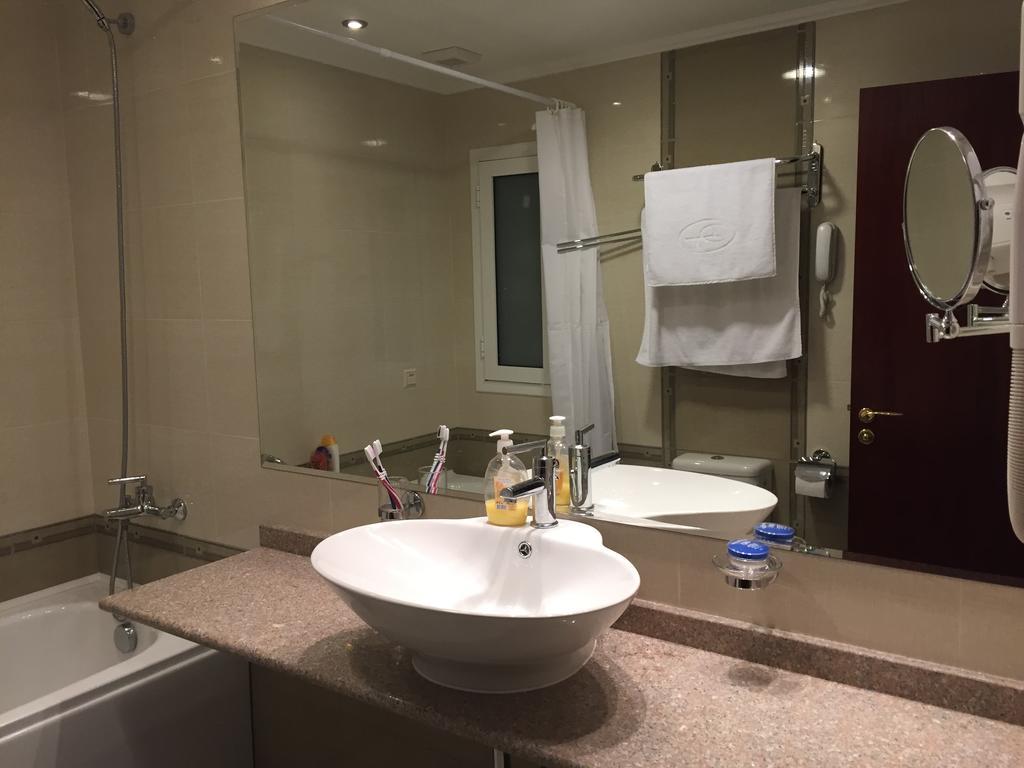 Downtown Alexander Services Apartments Bansko Bagian luar foto