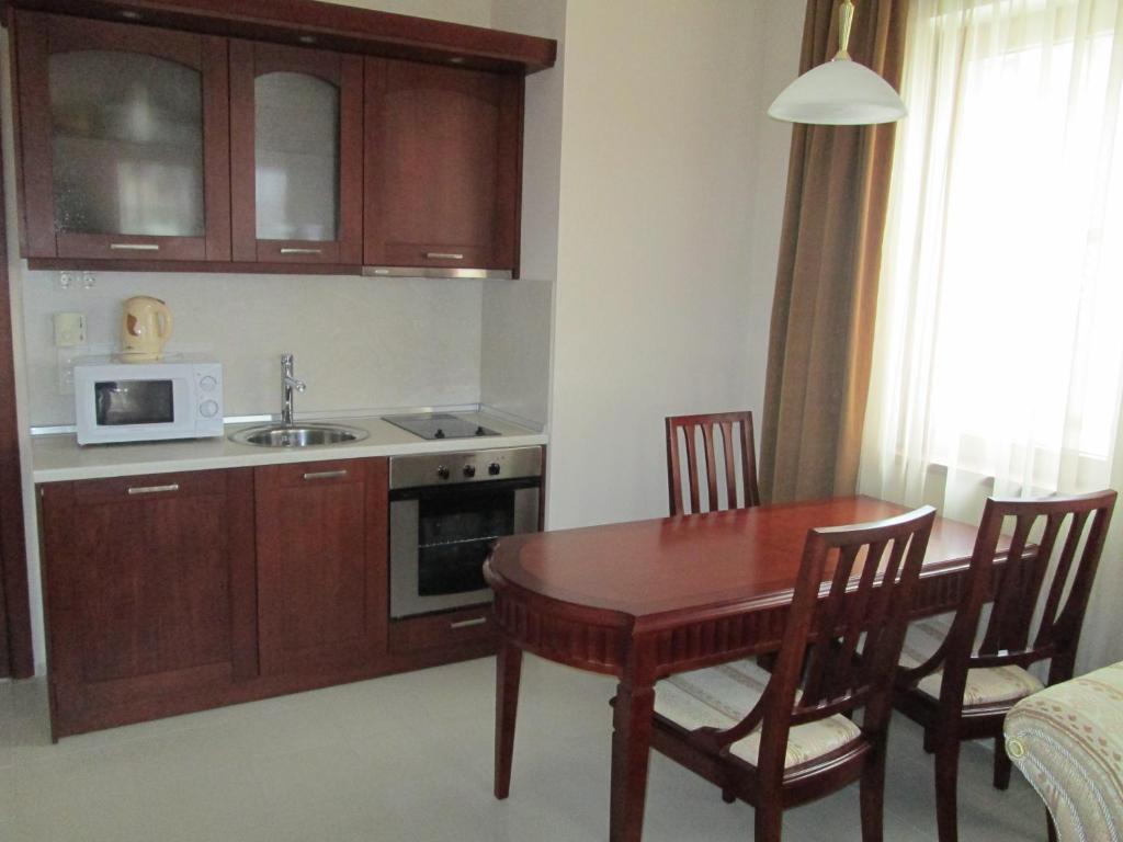 Downtown Alexander Services Apartments Bansko Ruang foto
