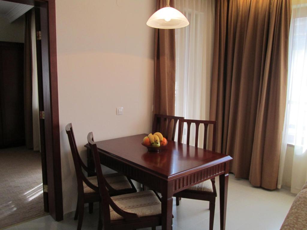 Downtown Alexander Services Apartments Bansko Ruang foto